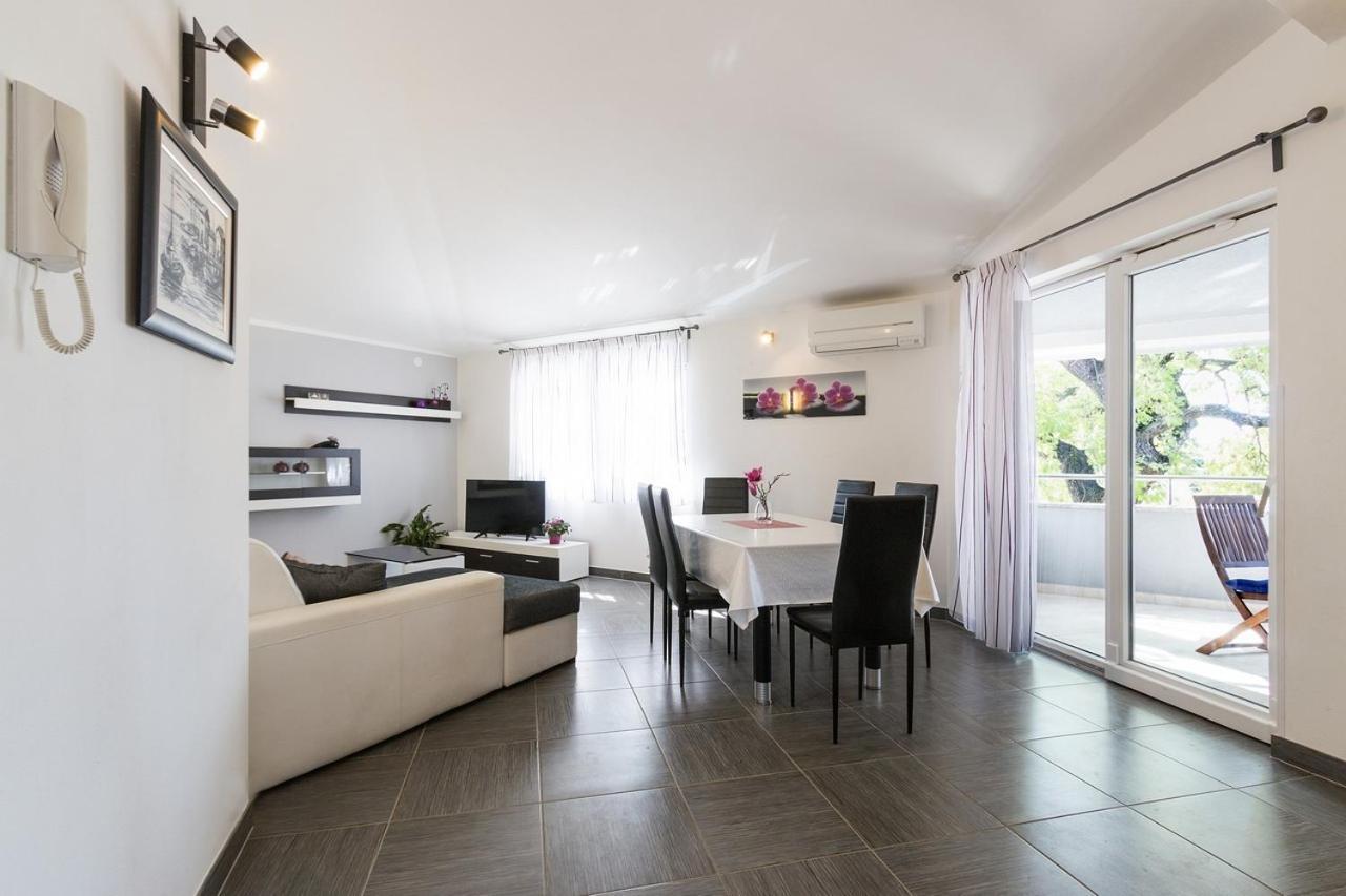 Apartment Carmen Pula Luaran gambar