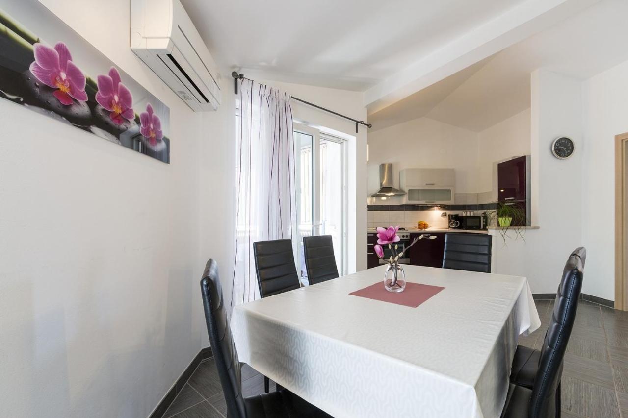Apartment Carmen Pula Luaran gambar