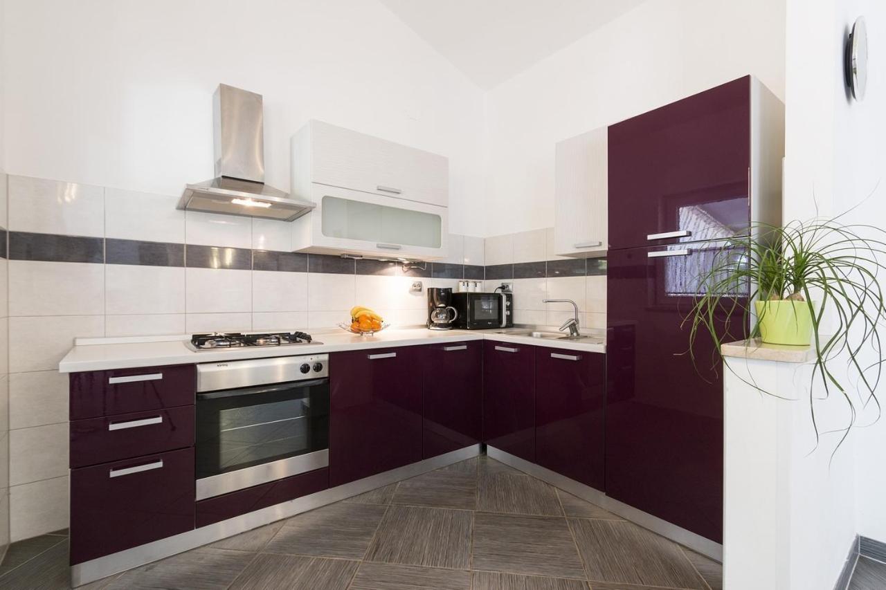 Apartment Carmen Pula Luaran gambar