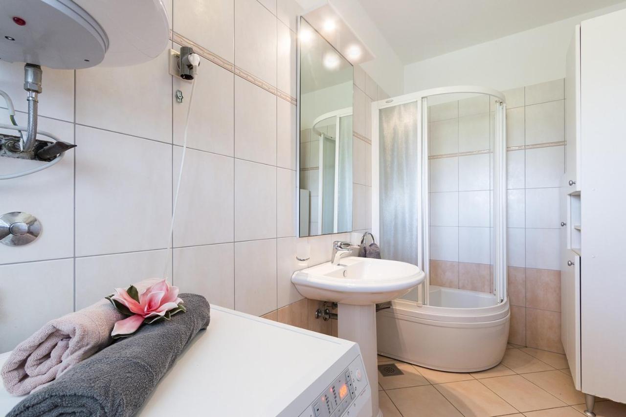 Apartment Carmen Pula Luaran gambar