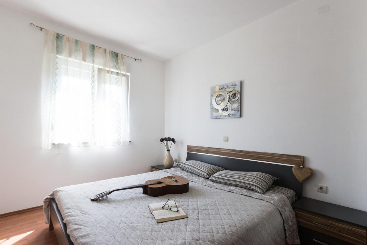 Apartment Carmen Pula Luaran gambar