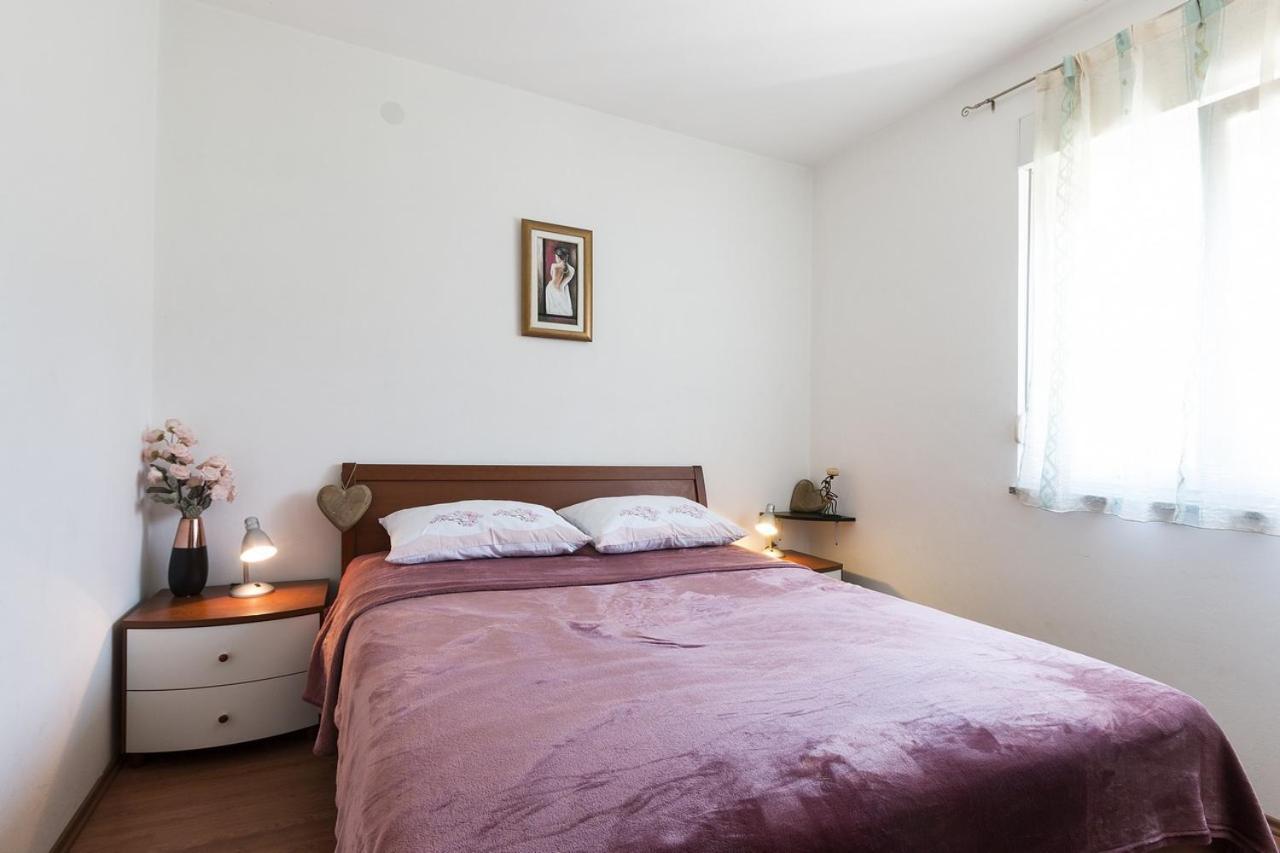 Apartment Carmen Pula Luaran gambar