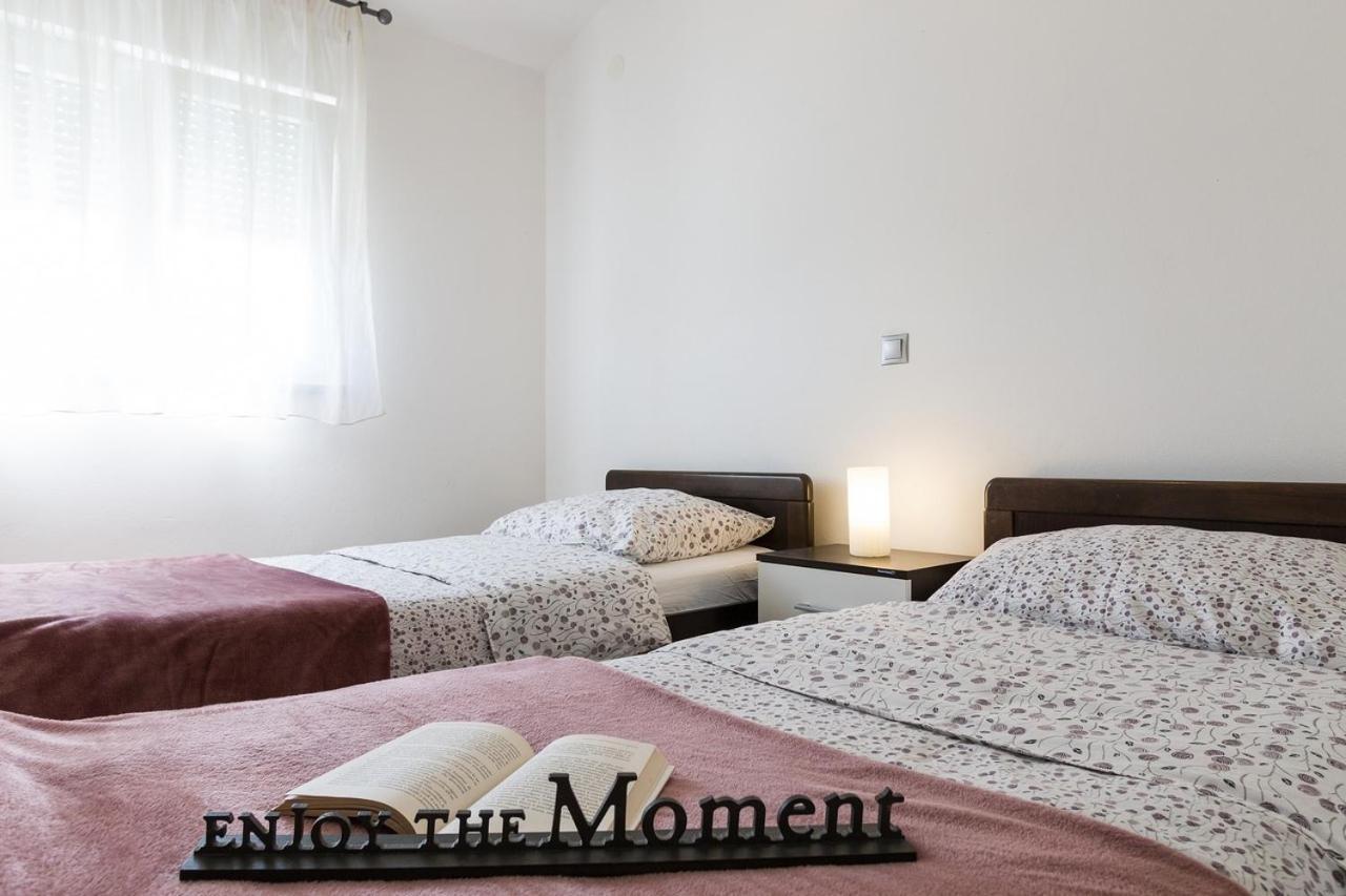 Apartment Carmen Pula Luaran gambar