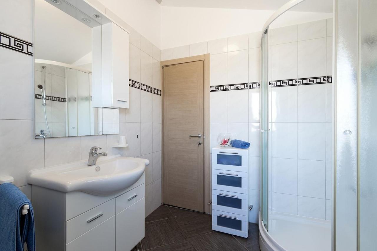 Apartment Carmen Pula Luaran gambar