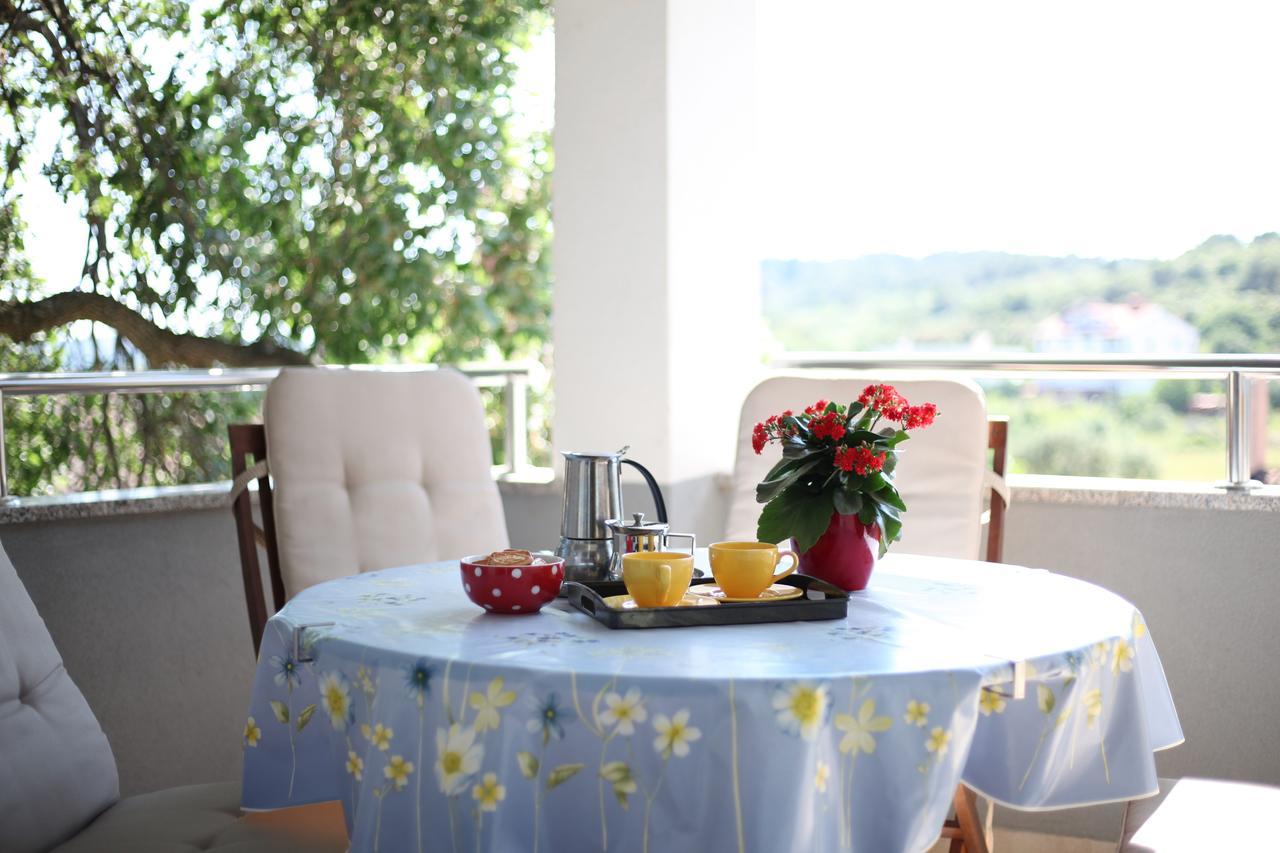 Apartment Carmen Pula Luaran gambar